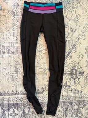 VINTAGE Lululemon Leggings Women's 6 Black Speed Tight Athletic Active Running